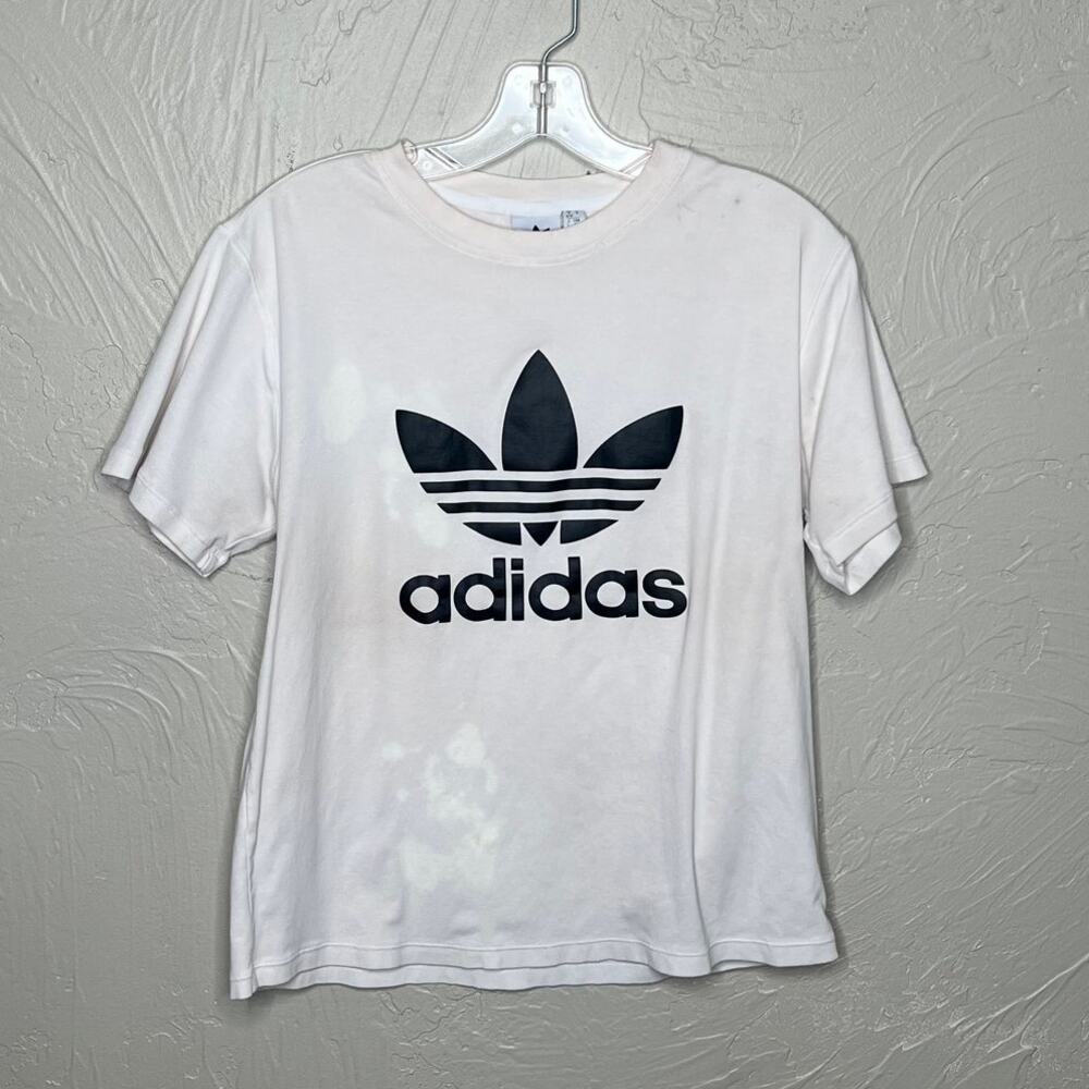 Adidas Tshirt Size Small